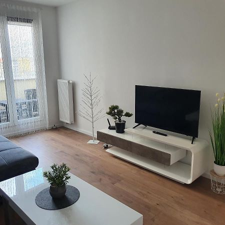 Smarte Dachgeschosswohnung Mit 2 Terrassen Direkt Am Hauptbahnhof Vienna Exterior photo