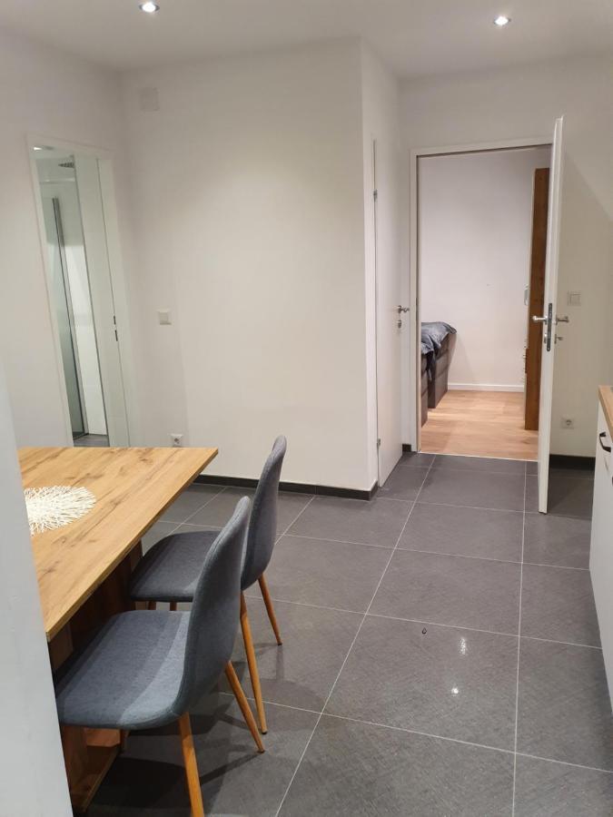 Smarte Dachgeschosswohnung Mit 2 Terrassen Direkt Am Hauptbahnhof Vienna Exterior photo
